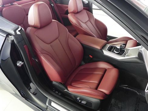 Used 2023 BMW M440i Convertible w/ Premium Package image 22