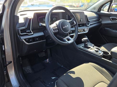 Used 2024 Kia Sportage LX image 25