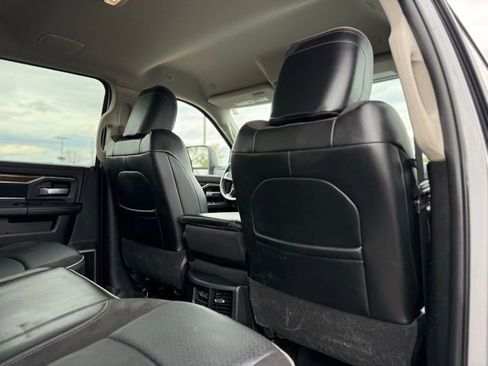 Used 2024 RAM 2500 Laramie AWD/4WD image 19