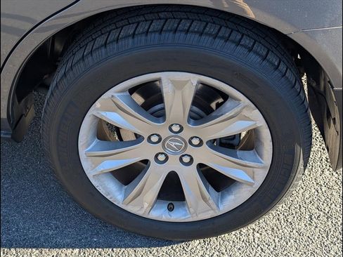 Used 2012 Acura MDX w/ Advance & Entertainment image 21