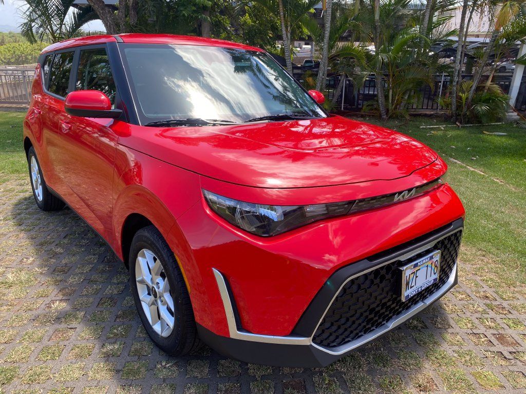 Used 2024 Kia Soul LX w/ Option Group 015 FWD image 19
