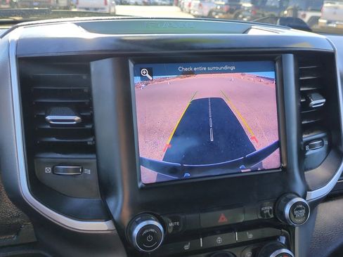 Used 2019 RAM 1500 Big Horn image 22