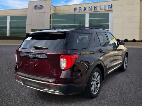 Certified 2022 Ford Explorer XLT w/ Equipment Group 202A RWD image 7