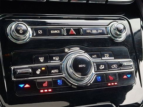 Certified 2022 Lincoln Corsair Reserve w/ Equipment Group 201A image 17