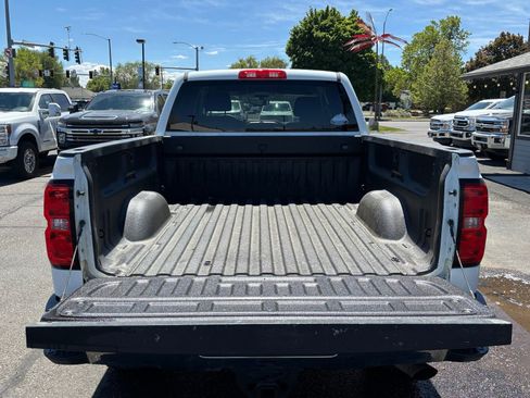 Used 2018 Chevrolet Silverado 2500 LT AWD/4WD image 10