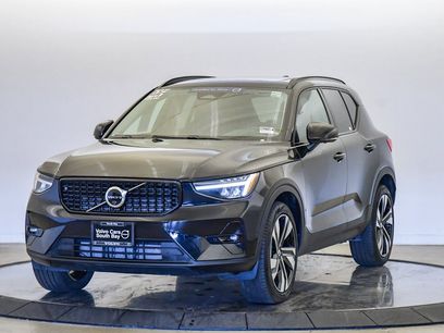 Certified 2025 Volvo XC40 B5 Plus
