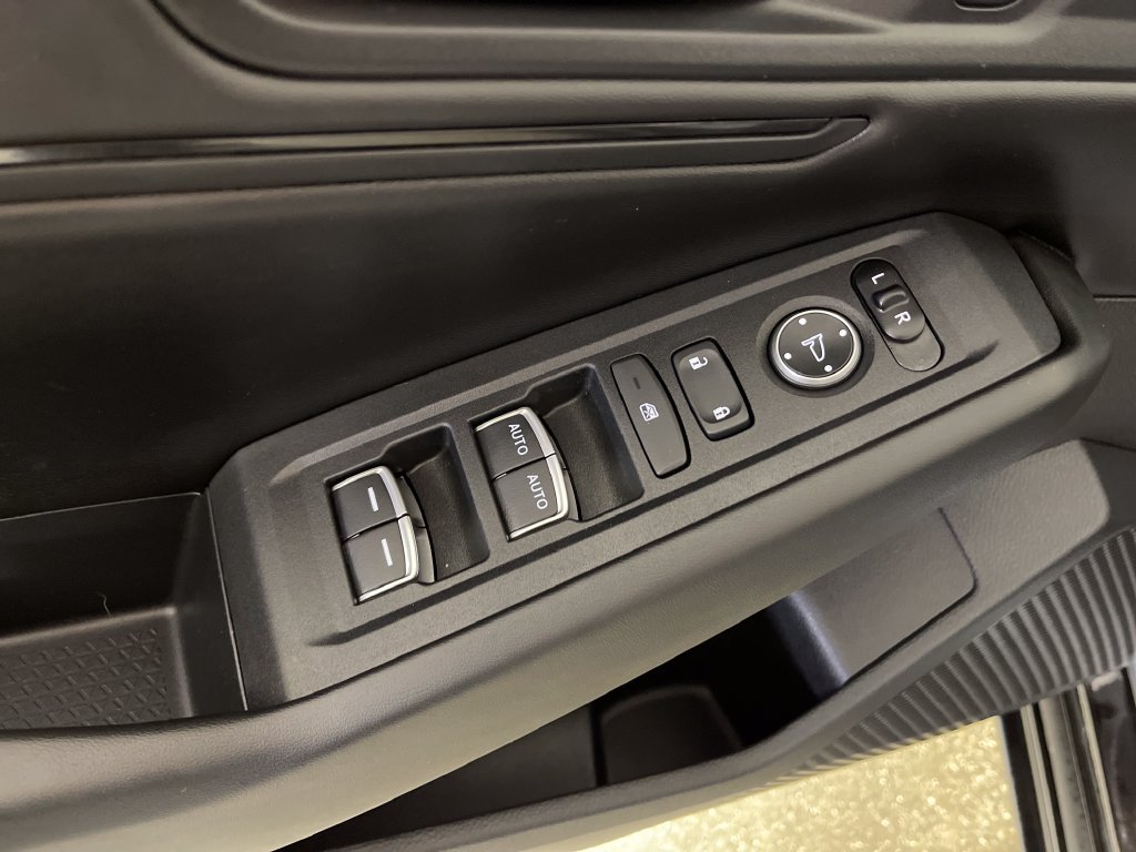 Used 2023 Honda Accord EX-L image 16