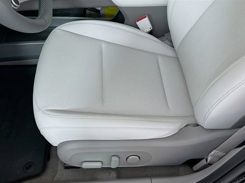 New 2025 Hyundai Ioniq 6 SEL image 21