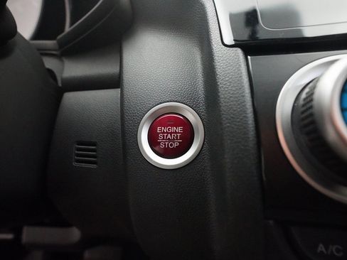 Used 2016 Honda Fit EX image 31