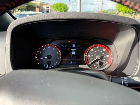 Used 2023 Nissan Frontier Pro-X w/ Pro-X Premium Package image 7