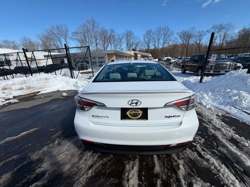 Used 2017 Hyundai Sonata SE image 6