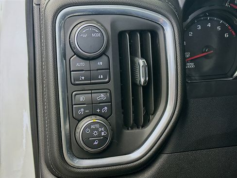 Used 2021 Chevrolet Silverado 1500 LTZ image 17