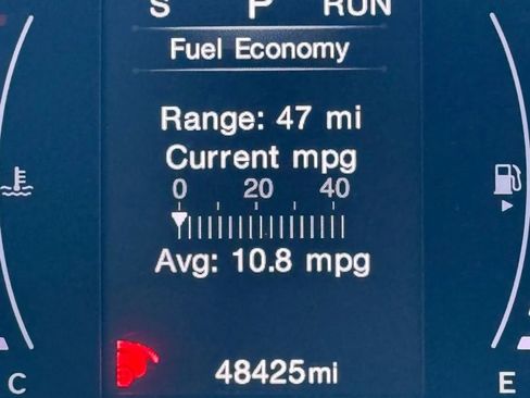 Used 2018 Jeep Renegade Latitude w/ Popular Equipment Group image 15