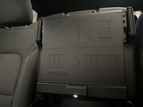 Used 2022 RAM 1500 Big Horn image 28