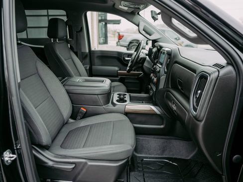 Used 2021 Chevrolet Silverado 1500 RST w/ Z71 Off-Road Package image 15