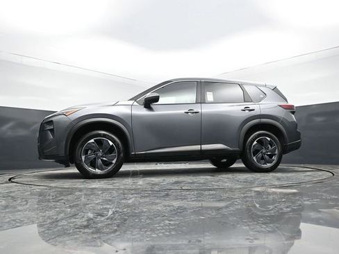 Used 2025 Nissan Rogue SV image 51