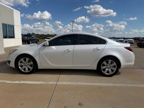 Used 2016 Buick Regal Premium FWD image 5