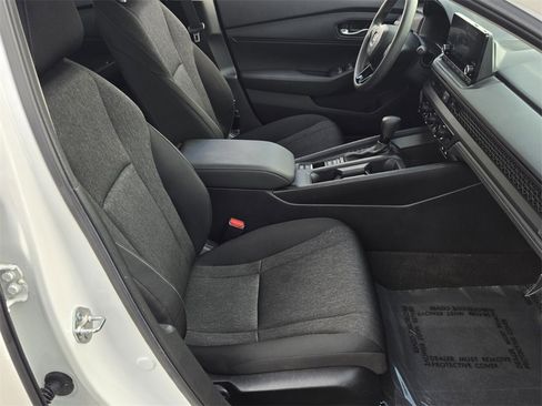 Used 2025 Honda Accord LX image 17