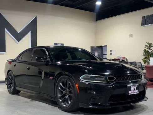 Used 2020 Dodge Charger Scat Pack w/ Plus Group image 2