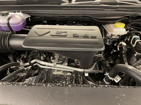 New 2025 RAM 1500 2WD Crew Cab image 17