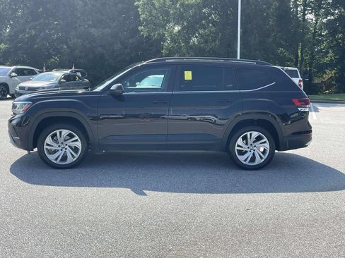 Used 2022 Volkswagen Atlas SE w/ Panoramic Sunroof Package AWD/4WD image 3