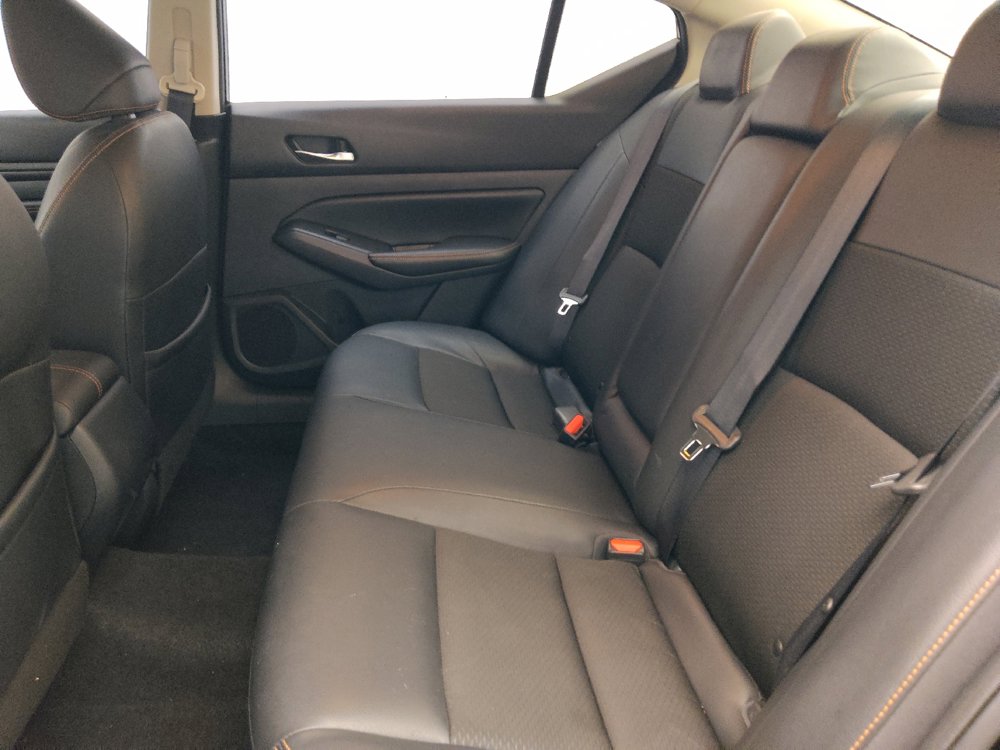 Used 2019 Nissan Altima 2.5 SR w/ SR Premium Package FWD image 18