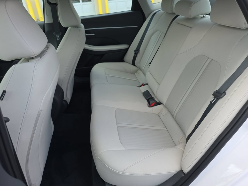 New 2026 Hyundai Sonata SEL FWD image 30