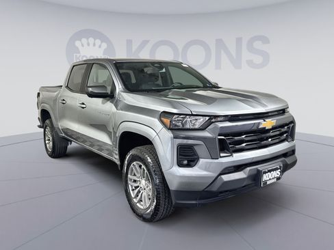 Used 2024 Chevrolet Colorado LT w/ LT Convenience Package II image 10