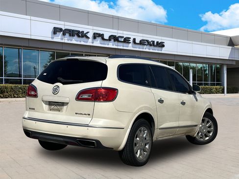 Used 2014 Buick Enclave Premium w/ Trailering Provision Package image 2