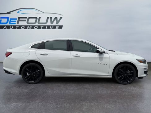 Used 2024 Chevrolet Malibu LT w/ Sport Edition FWD image 2