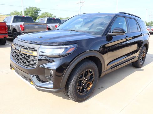 New 2026 Ford Explorer Tremor AWD/4WD image 12