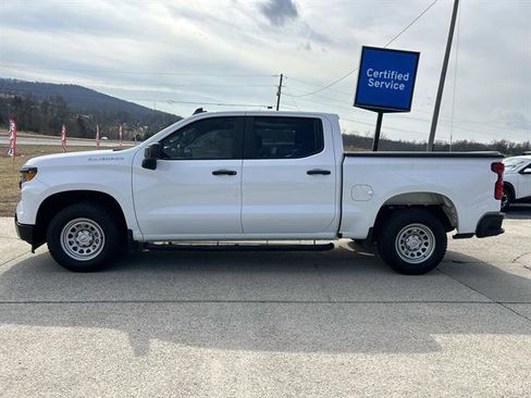 Used 2023 Chevrolet Silverado 1500 W/T w/ Trailering Package image 7