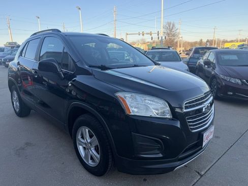 Used 2015 Chevrolet Trax LT w/ LT Plus Package AWD/4WD image 6