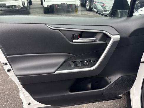 Used 2024 Toyota RAV4 XLE image 16