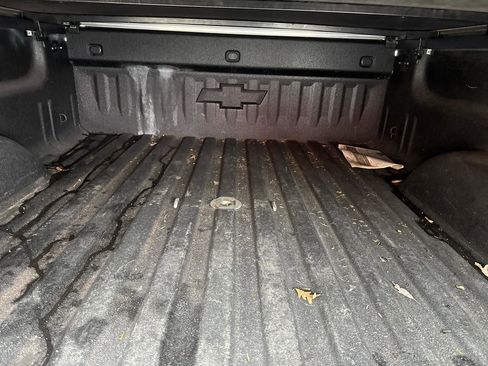 Used 2018 Chevrolet Silverado 1500 LTZ Z71 w/ Redline Edition image 15