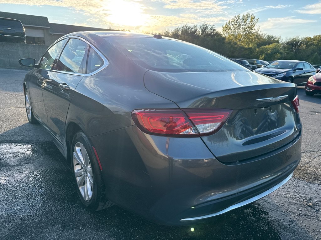 Used 2015 Chrysler 200 Limited w/ Convenience Group FWD image 8