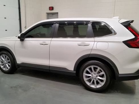 Used 2023 Honda CR-V EX-L image 4