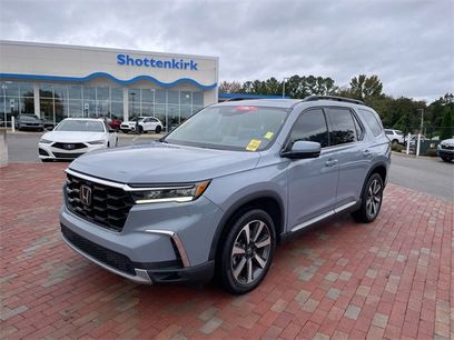 Certified 2023 Honda Pilot Touring
