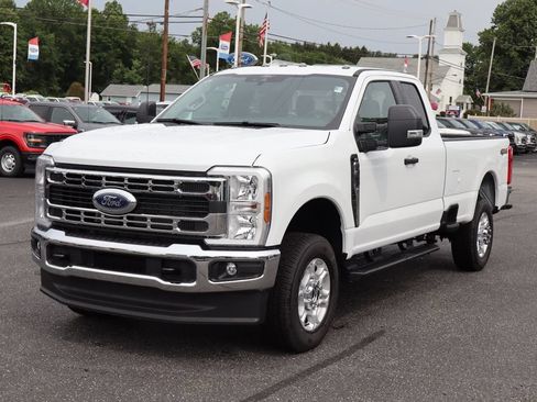 New 2026 Ford F350 XLT w/ Snow Plow/Camper Package AWD/4WD image 13