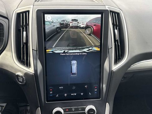 Used 2022 Ford Edge SEL image 22