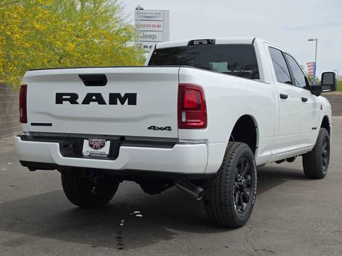 New 2026 RAM 2500 Big Horn AWD/4WD image 23