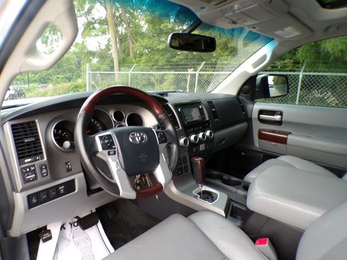Used 2015 Toyota Sequoia Platinum AWD/4WD image 11