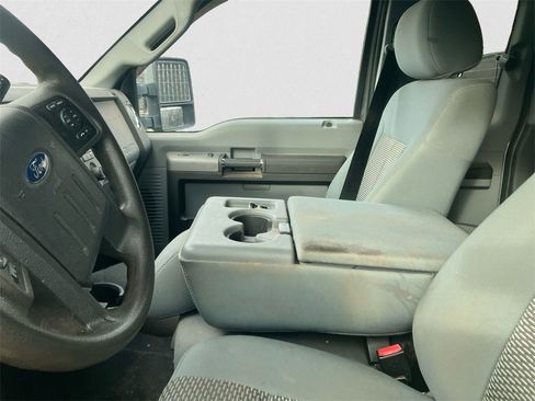 Used 2012 Ford F250 XLT w/ XLT Premium Pkg image 7