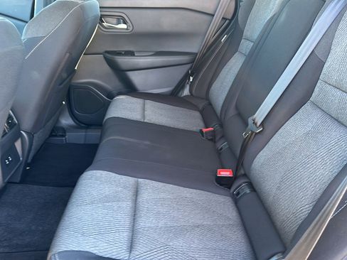 Certified 2025 Nissan Rogue SV image 18