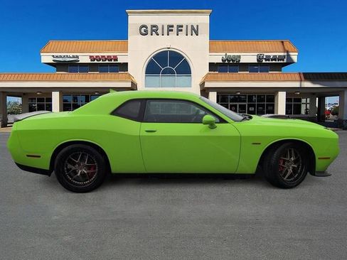 Used 2023 Dodge Challenger R/T w/ Plus Package RWD image 3