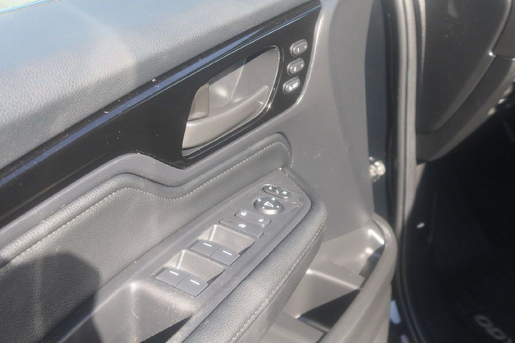 Used 2026 Honda Odyssey Touring image 25