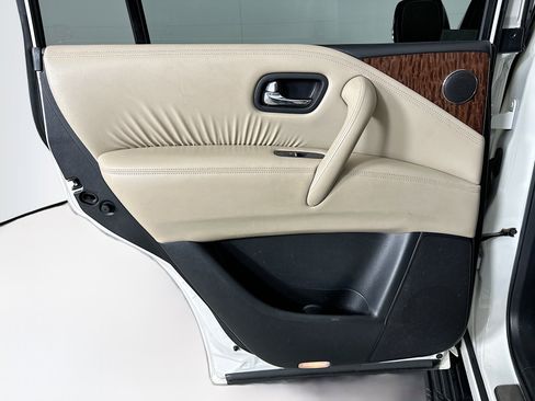 Used 2019 Nissan Armada Platinum w/ Captain's Chairs Package image 28