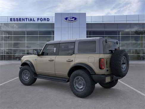 New 2025 Ford Bronco Outer Banks w/ Sasquatch Package image 4