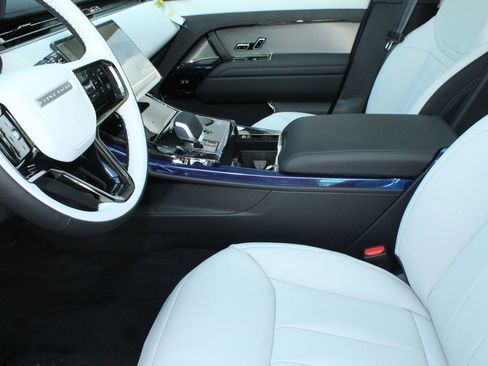 New 2026 Land Rover Range Rover Sport Dynamic SE AWD/4WD image 30