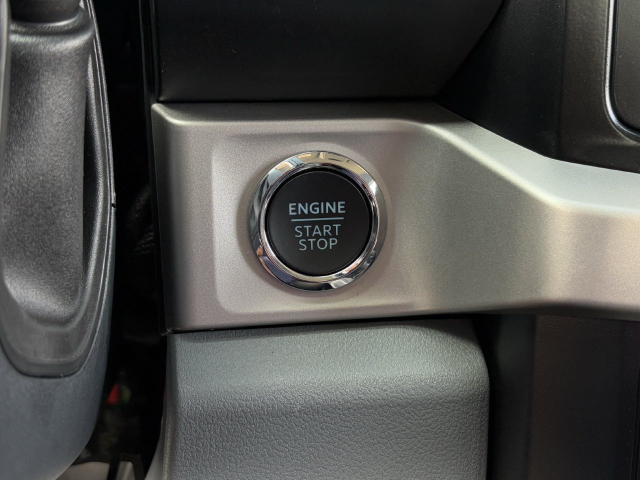 New 2027 Ford F250 XLT w/ XLT Premium Package AWD/4WD image 15